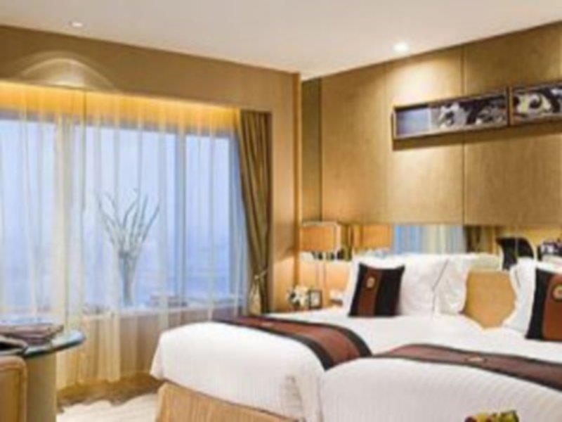 Hotel Sofitel Xi'an On Renmin Square 5*